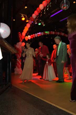 Daddy-Daughter Dance, 2009
